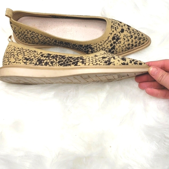 Louise et Cie Washable Knit Pointed-Toe Flats - Celete 6M - Picture 5 of 9